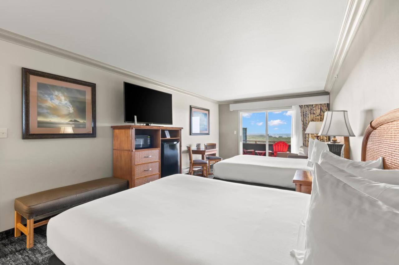 Two Queen Beds with Ocean View