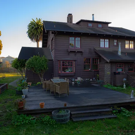 The Captains Quarters-3